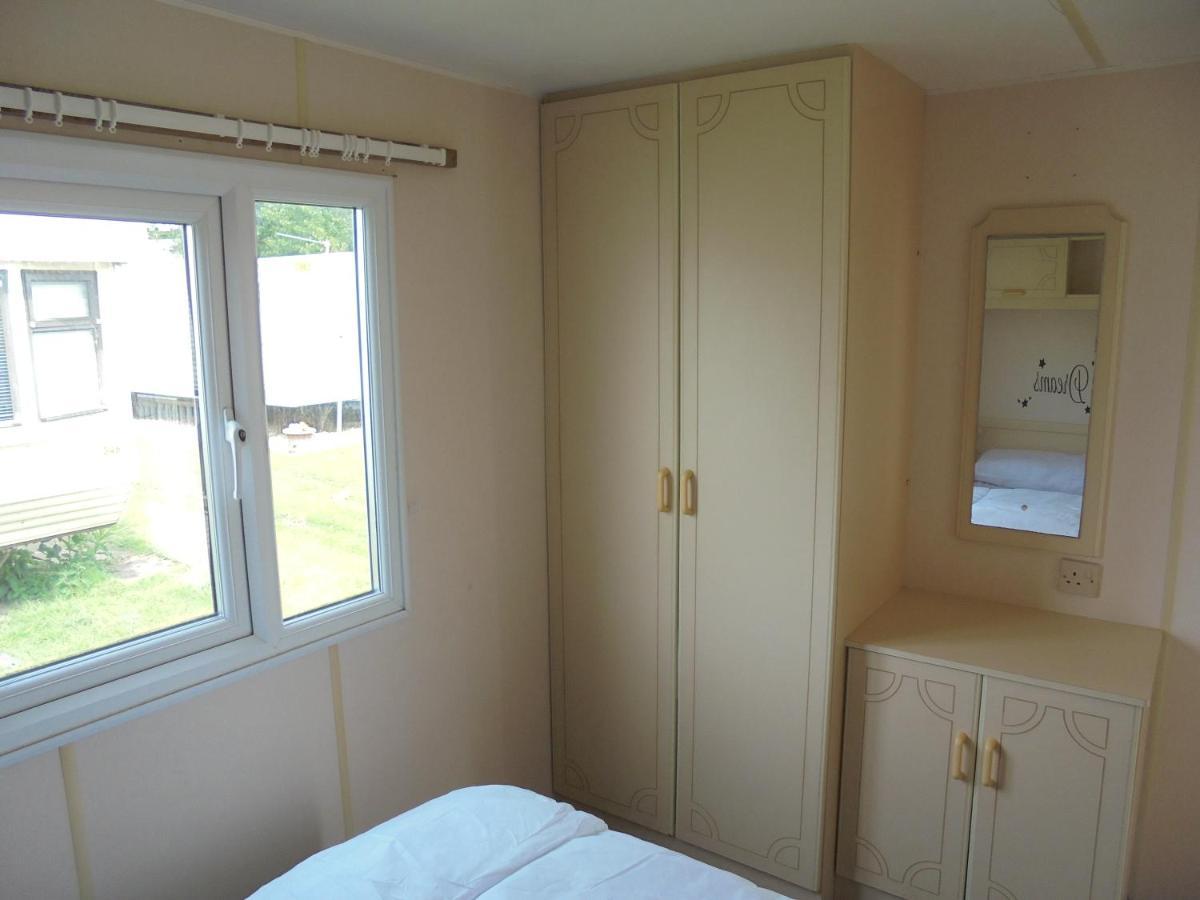 Golden Sands: Mirage Iiii:- 6 Berth, Access To The Beach 英戈尔德梅尔斯 外观 照片